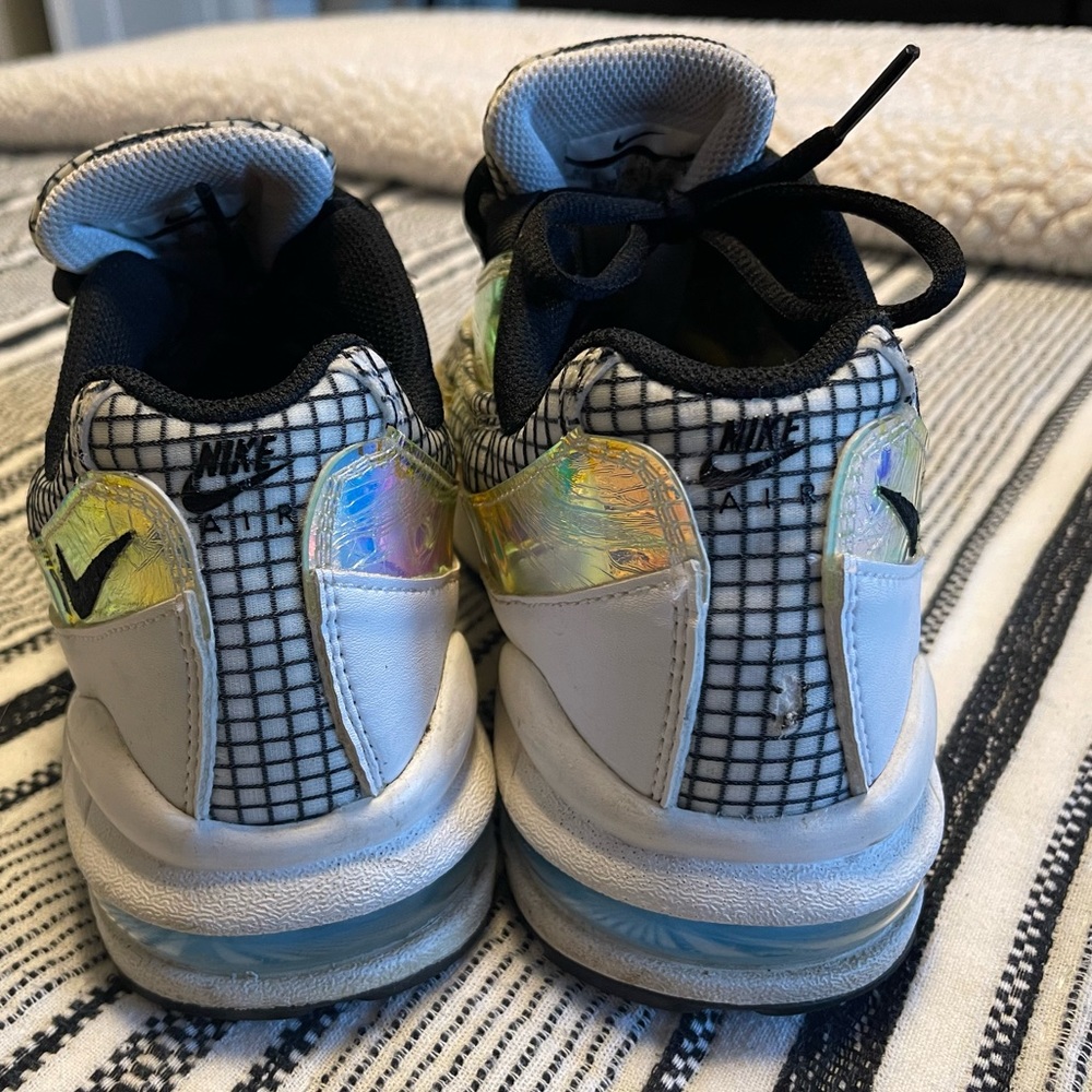 Nike Air Max Sneakers - Picture 2 of 6